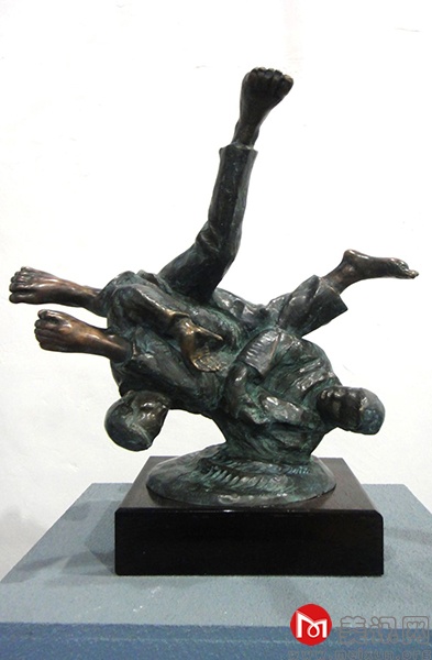 吳金果《拼搏》